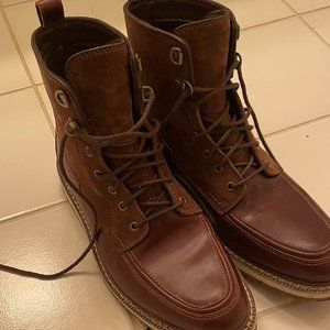 Timberland Men's/HOMMES boots, US 8, Brown